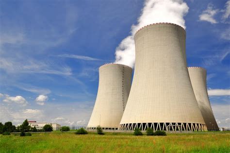  Uranium: Une pierre radioactive pour alimenter notre futur énergétique?