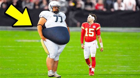 Who is the Heaviest Football Player, and Why Do They Always Seem to Have a Secret Love for Pancakes?